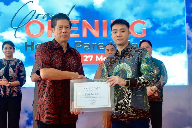 Diler Honda Pare Indah