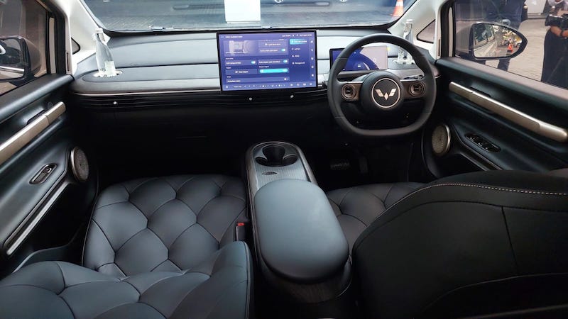 First Impression Wuling Coud EV