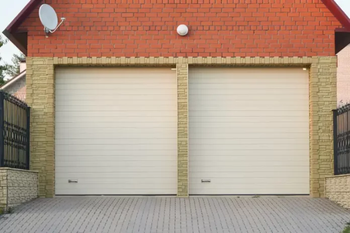 Rolling Door