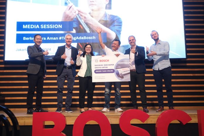 Bosch Indonesia Bagikan 2.000 Wiper Secara Gratis