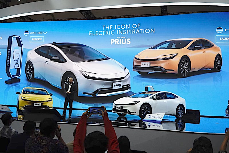 Toyota di GIIAS 2024