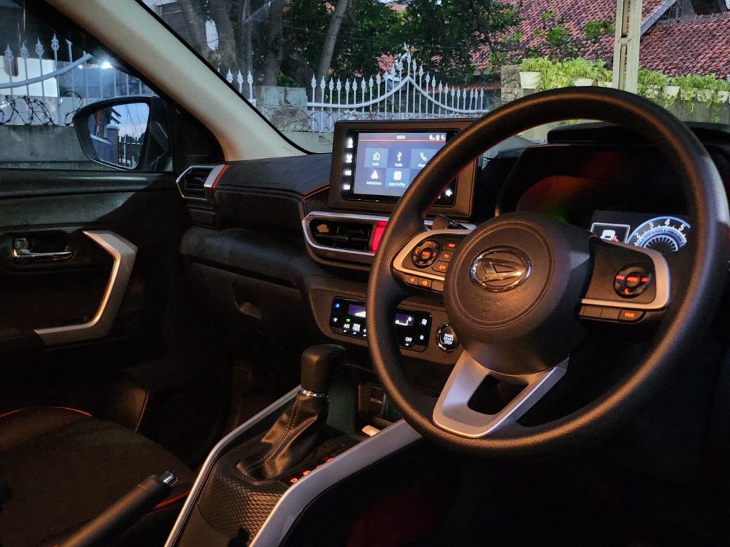 Interior Daihatsu Rocky