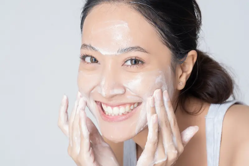 Tips Facial Wash Kulit Kering