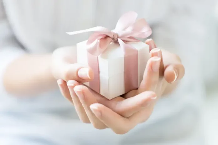 Kado untuk Sahabat Perempuan