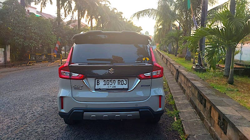 Review Suzuki XL7 Hybrid