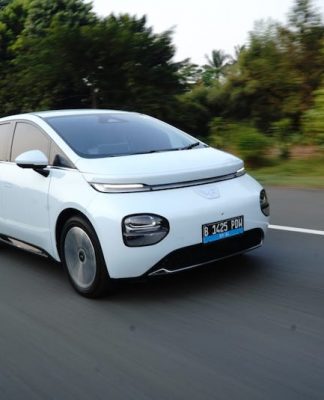 Test Drive Wuling Cloud EV