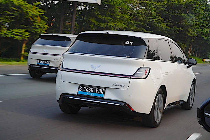 Test Drive Wuling Cloud EV