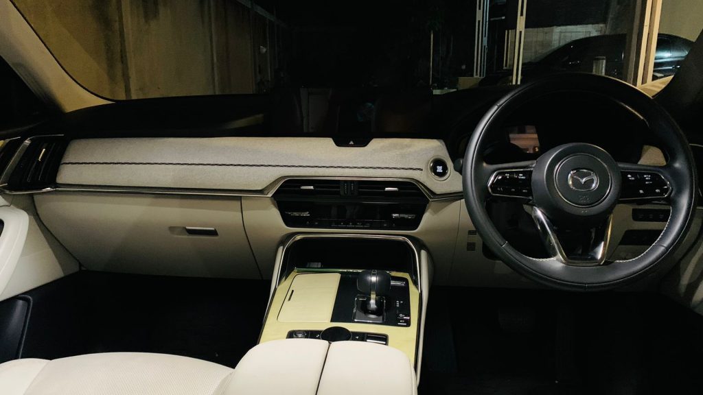 Interior Mazda CX-60