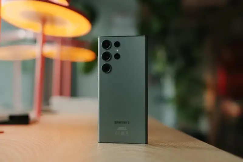 handphone samsung terbaru