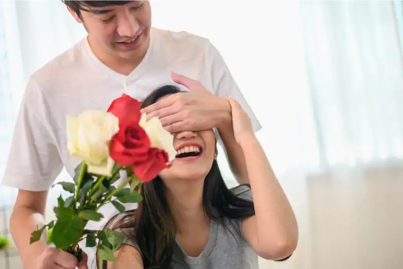 love bombing adalah