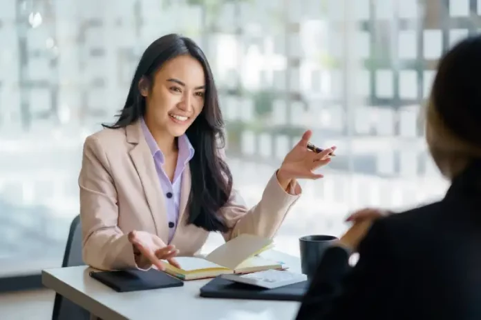 perkenalan diri saat interview