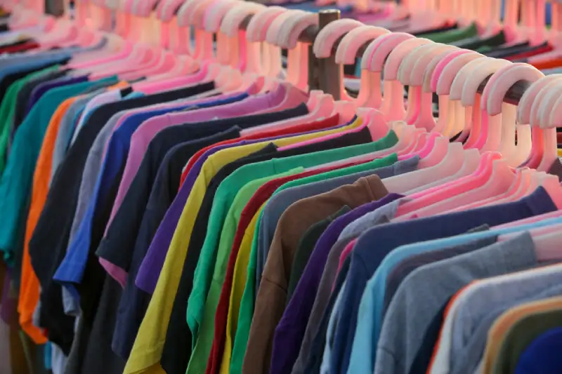 tempat thrifting terdekat