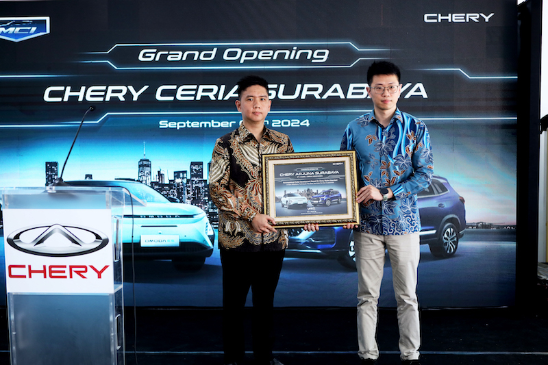 Dua Dealer Chery Baru