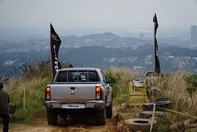 Test Drive Mitsubishi All New Triton