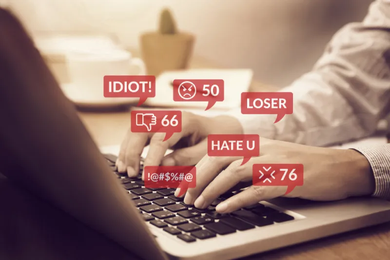 cyberbullying adalah