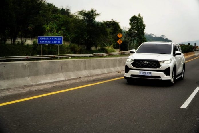 Toyota Innova Zenix Hybrid