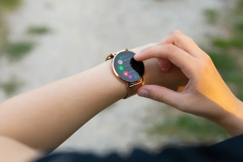 10 Rekomendasi Smartwatch Harga di Bawah Rp1 Juta - OLX News