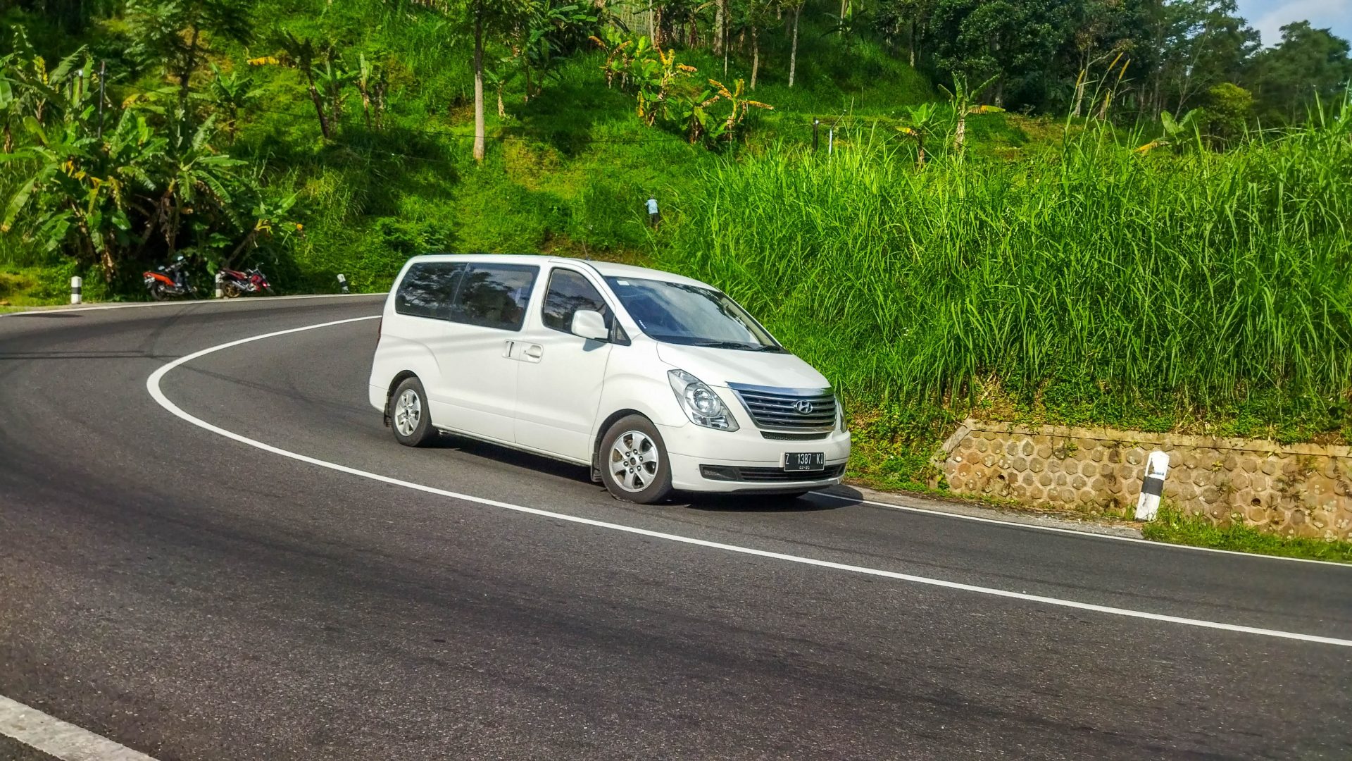 Sejarah Hyundai H1: Dari Generasi Pertama Hingga Produksi Terakhir ...