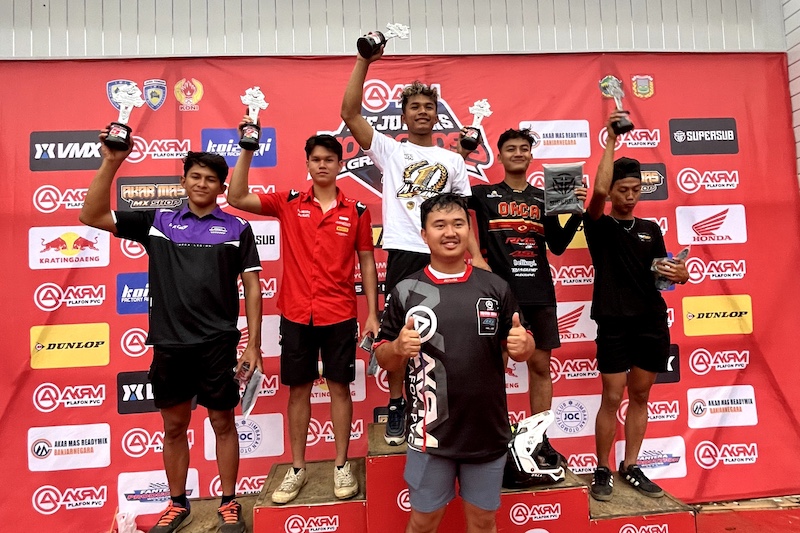 Crosser AHM Arsenio Gifari