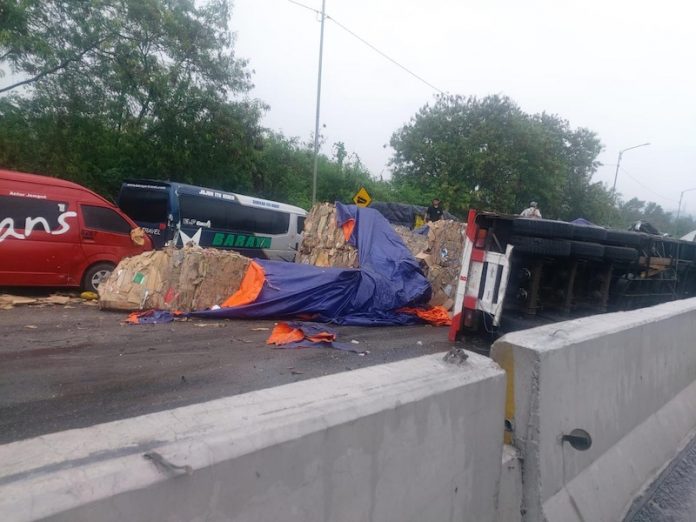 Kecelakaan di Tol Badung arah Jakarta