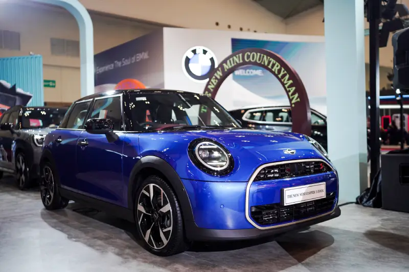 MINI Cooper 5-Door