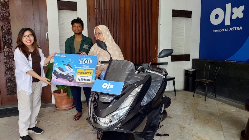 OLX Super Deals Honda PCX Rp10 Ribu