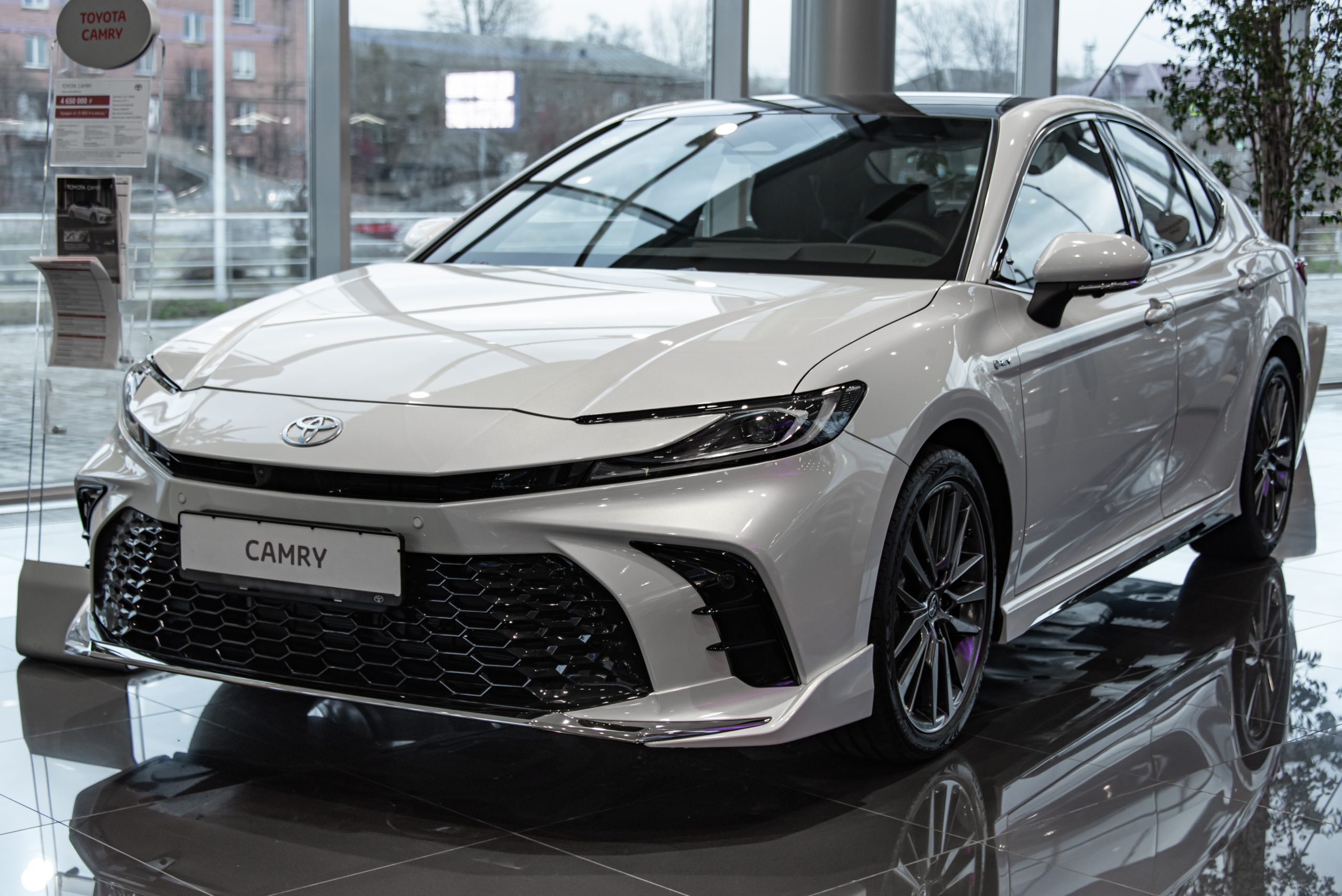 Camry XV80
