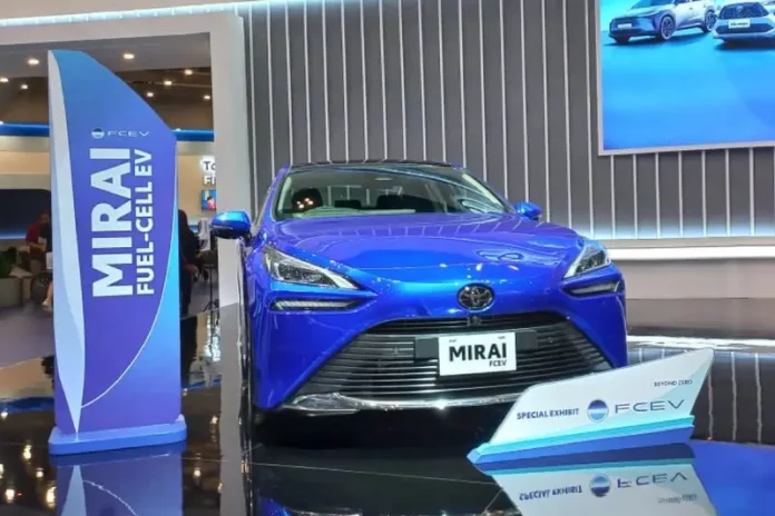 toyota mirai