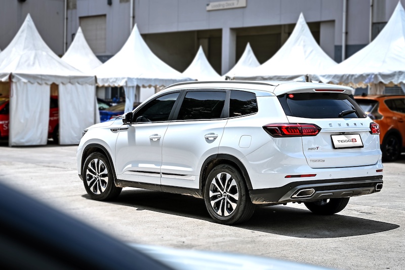 Test Drive Chery Tiggo 8