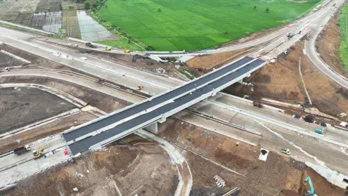 Jalur tol fungsional sambut Nataru
