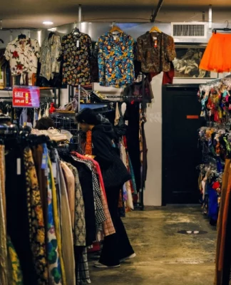 thrifting adalah