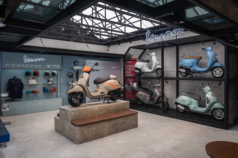 Diler Motoplex 4 Brand Ampera