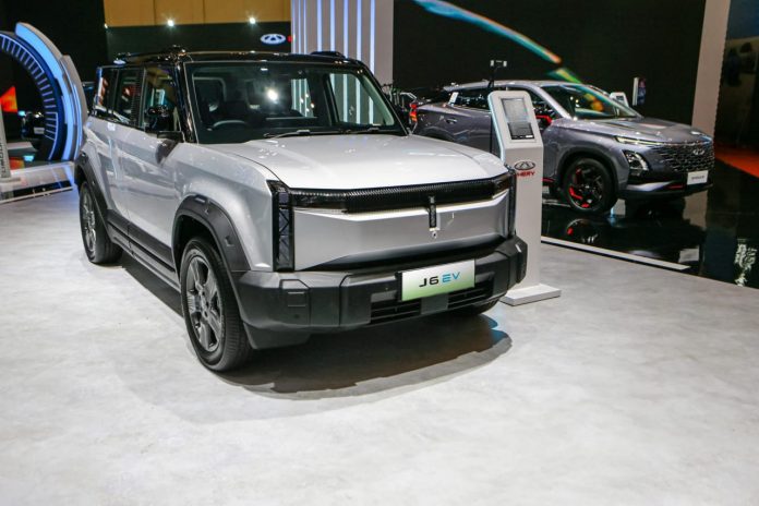 Chery J6 Raih 5.555 Unit Penjualan, Hadirkan Varian J6T dengan Performa Lebih Bertenaga