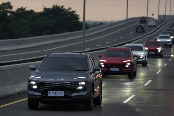 Test Drive Jetour Dashing