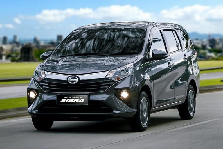 LCGC 7-Seater Sejuta Umat! Bedah Perbedaan Daihatsu Sigra Setiap Generasi!