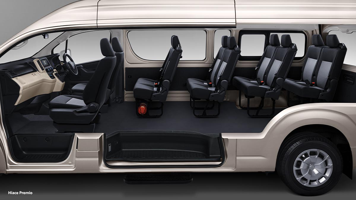 Mobil HiAce Isi Berapa Orang