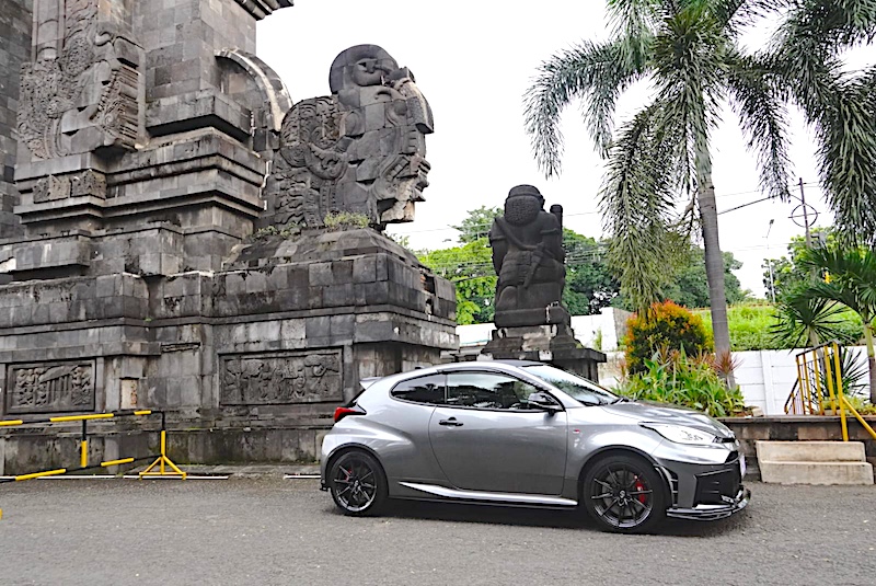 Test Drive Toyota GR Yaris