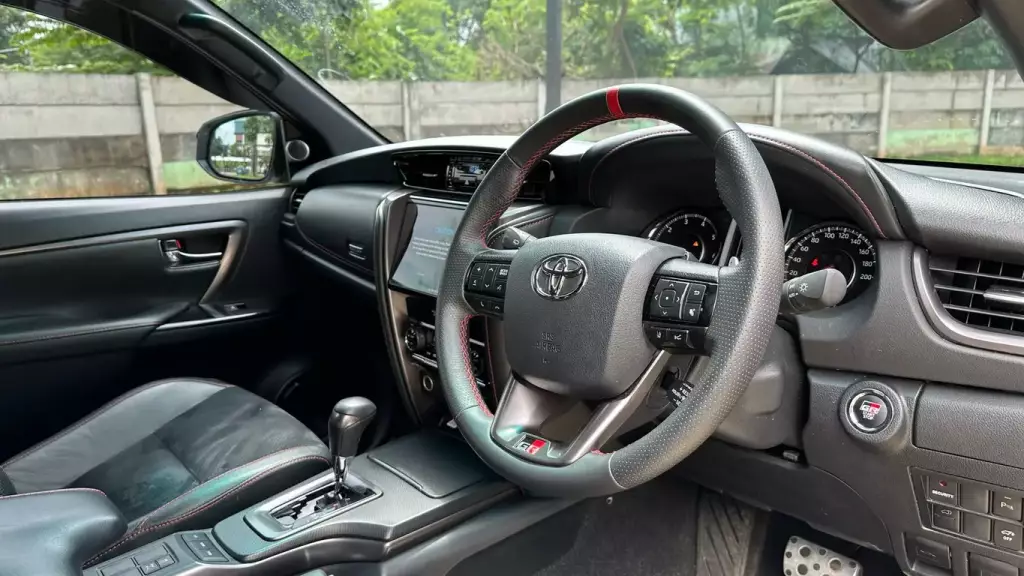 Interior Fortuner GR Sport 4x4