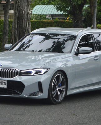 Review BMW 3 Series Sedan 2026, Simak Spesifikasi Mesin dan Detail Variannya!