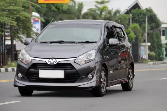 harga mobil Agya bekas
