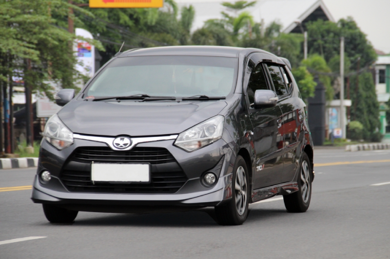 harga mobil Agya bekas