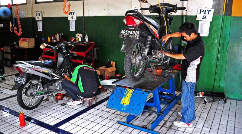 Usaha Bengkel Motor