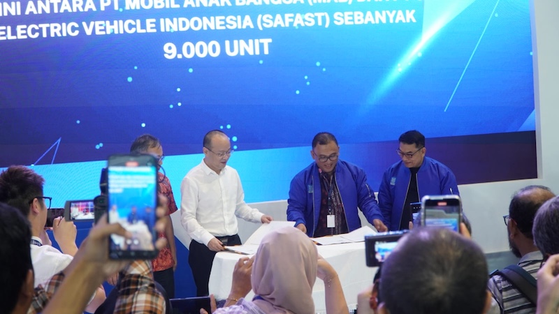 Langkah Konkret MAB Menuju Mobilitas Hijau, Produksi 9.000 Truk Listrik Mini untuk SAFAST dan Gandeng TIKI JNE Uji Coba Truk Listrik Logistik