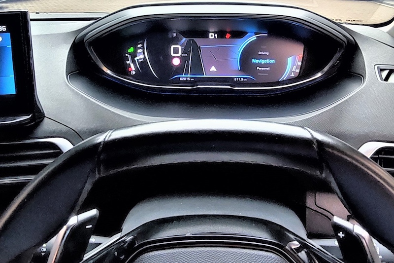 Tips Navigasi Aman Gunakan Digital Maps ala Astra Peugeot