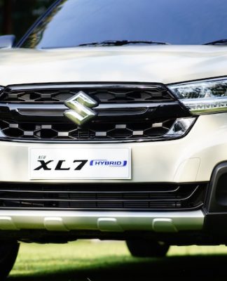 mobil hybrid Suzuki