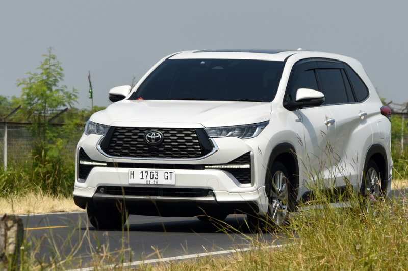 perbedaan suv dan mpv