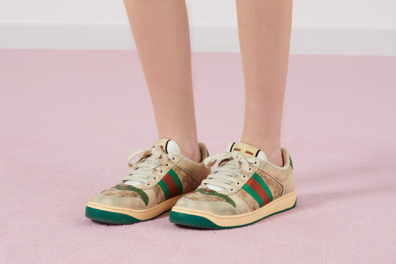sepatu gucci