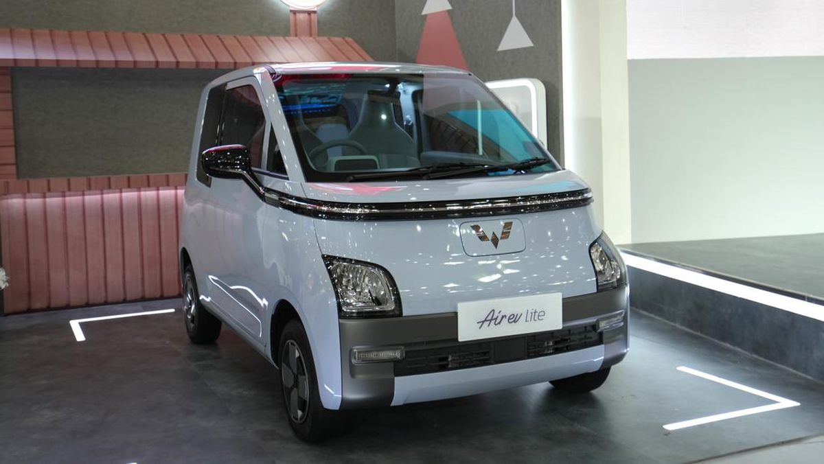 Mobil listrik wuling air lite