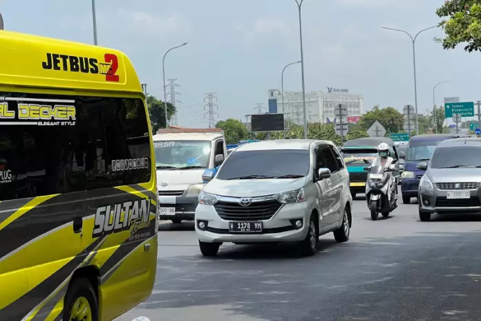 Plat Mobil W Daerah Mana