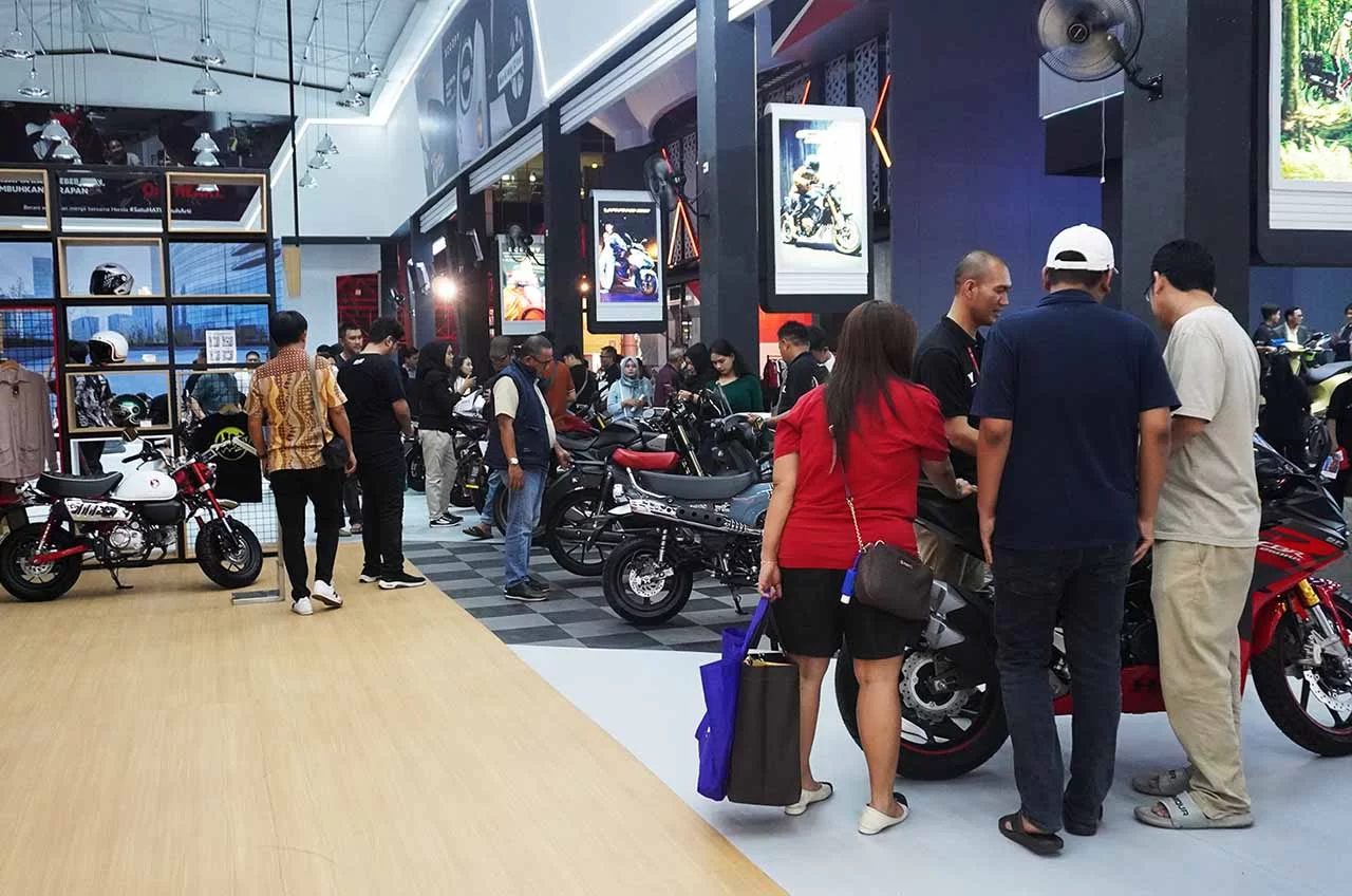 booth honda